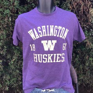 Washington Huskies Sz.Med Purple Tee Shirt